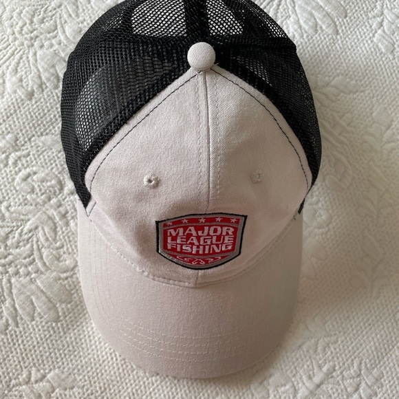 Major League Fishing MLF Tan and Black Hat Adjustable Snap Back EUC - Picture 7 of 8